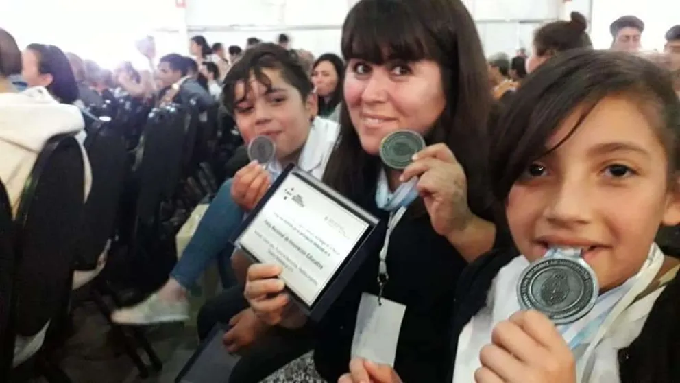Enorme reconocimiento para la escuela 115 en Tecnópolis