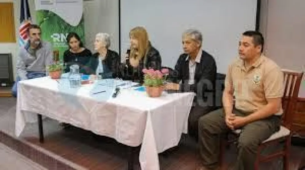 Río Negro se adhirió a la Estrategia Nacional contra el Uso de los Cebos Tóxicos