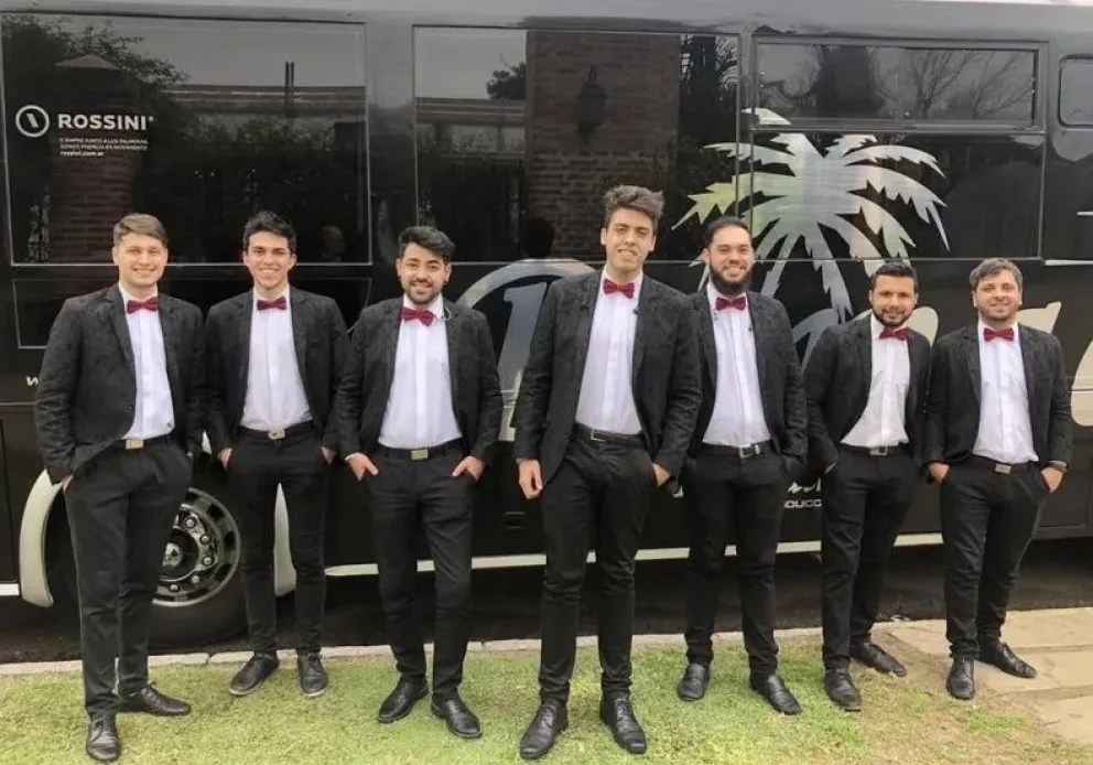 Los Palmae, el grupo de hijos de Los Palmeras cierran hoy la Fiesta de los Canales de Riego