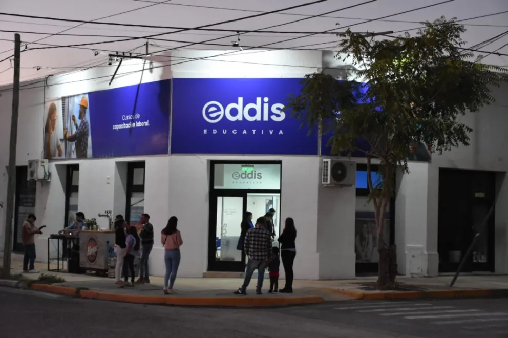 Eddis educativa inauguró sede en Choele Choel con una amplia variedad de cursos