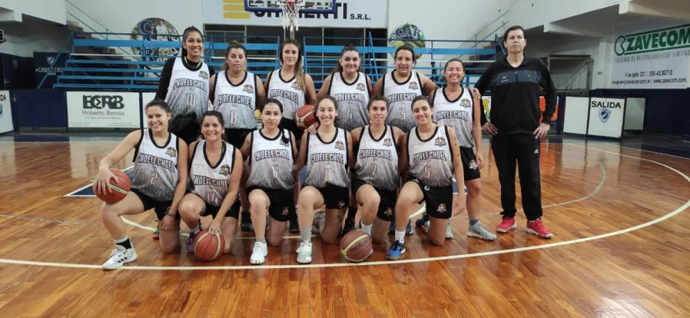 Equipo femenino de básquet de Choele Choel jugó amistoso en Regina antes del inicio de la Liga