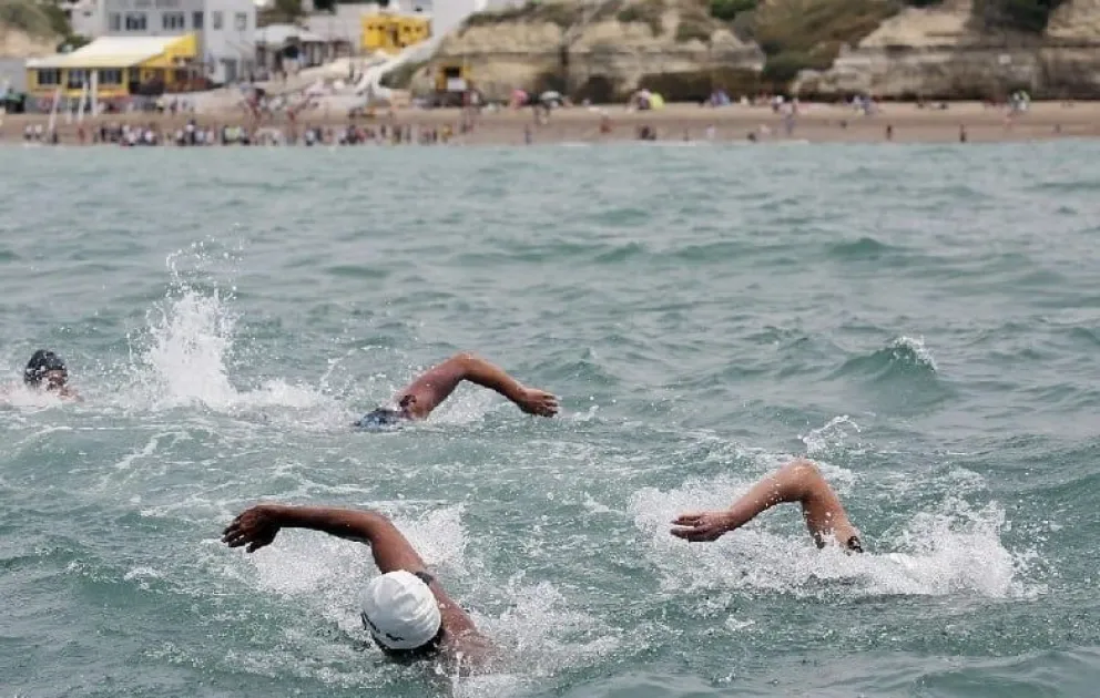 Las Grutas: se corrió una fecha del Campeonato Argentino de Natación de Aguas Frías