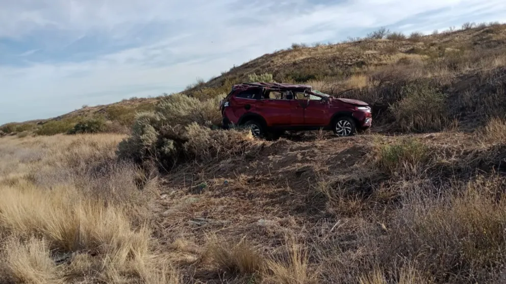 Una persona falleció en el vuelco de una camioneta entre Chimpay y Coronel Belisle