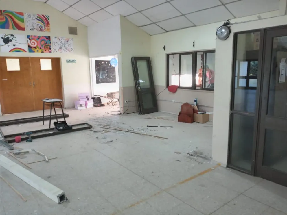 Realizan arreglos y remodelaciones en escuelas de Chimpay
