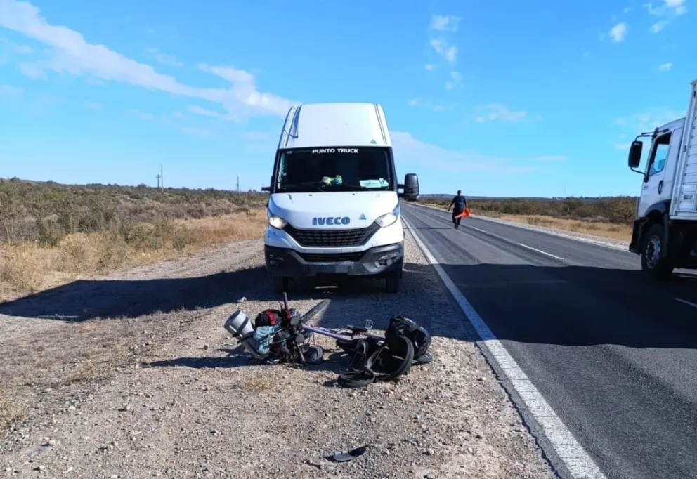 Accidente de tránsito entre un camión y una ciclista en cercanías a Chelforó