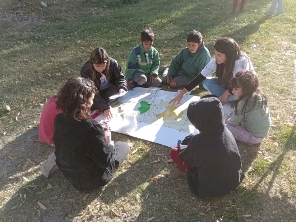 Vida saludable: juegos para generar conciencia en niños y niñas de Lamarque