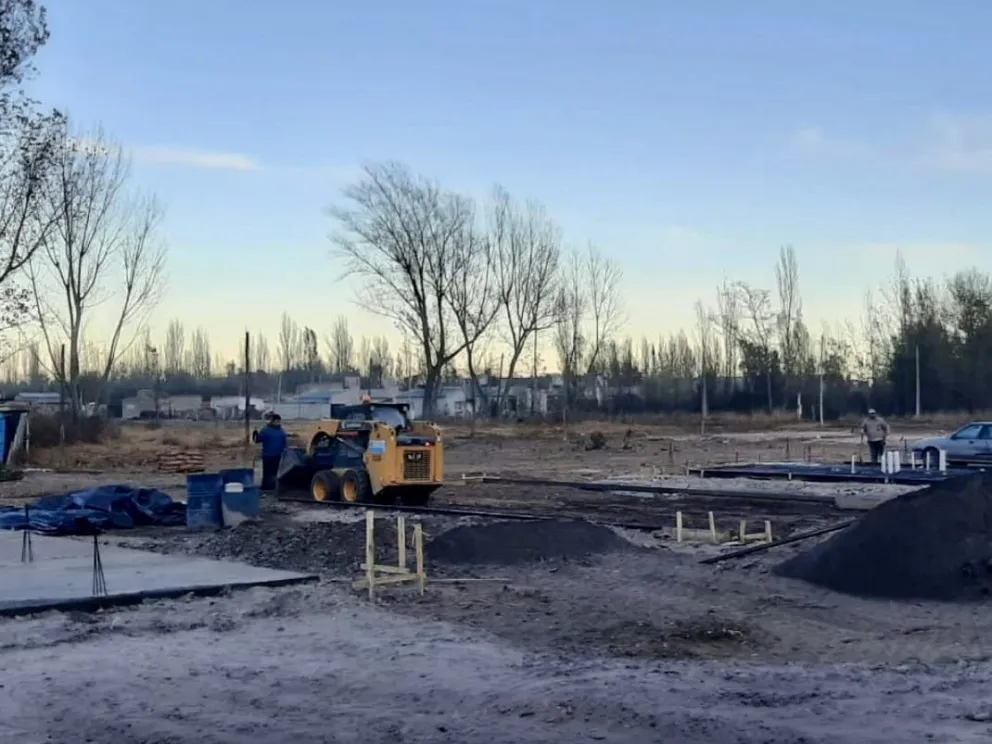 Plan Casa Propia: comenzó la construcción de 12 viviendas en Lamarque