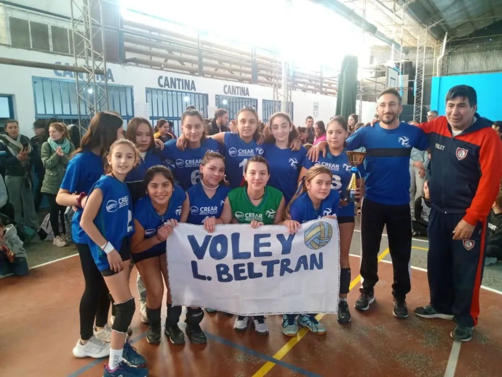 Con más de 600 chicos y chicas, se desarrolló la Copa Abierta de Vóley en Lamarque