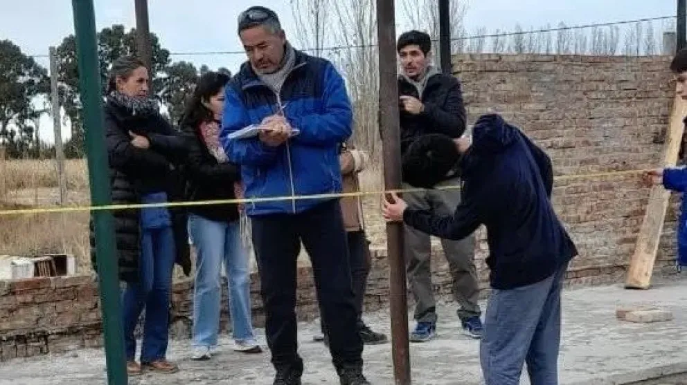 Escuelas técnicas de Lamarque y Beltrán trabajan en un proyecto conjunto