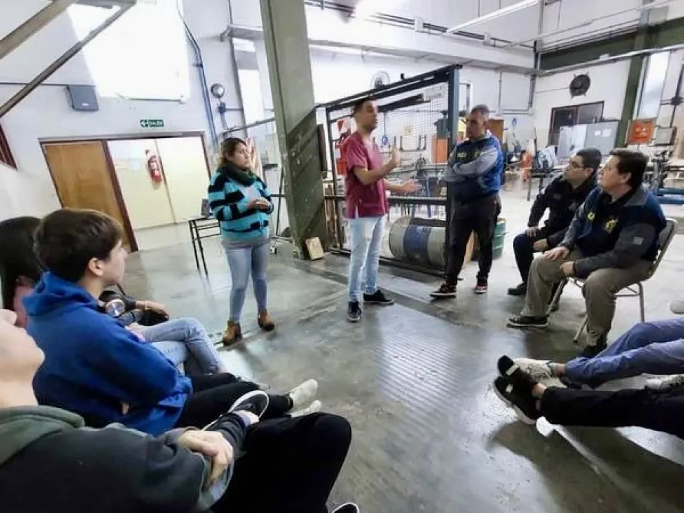 Capacitan a estudiantes de Choele Choel en primeros auxilios