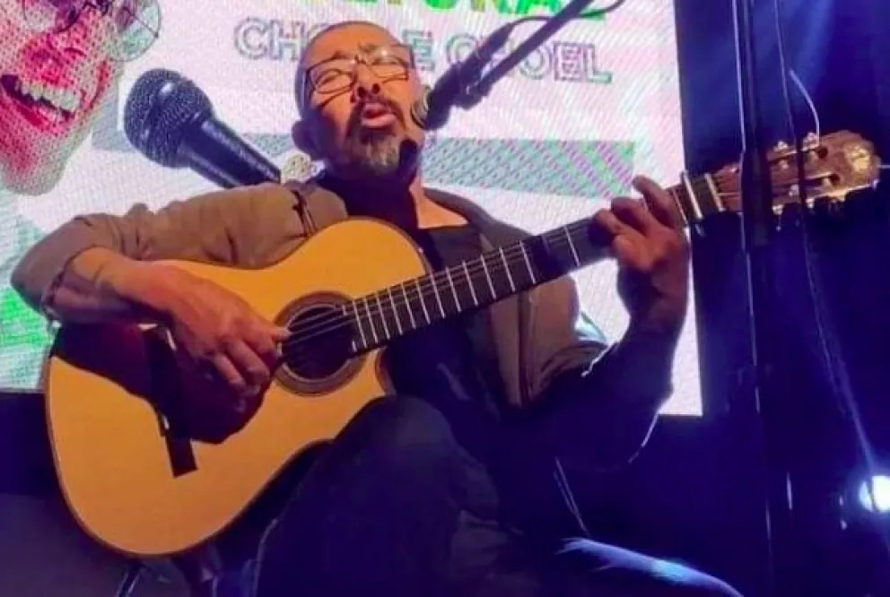 Carlos Zurita presentará "Desovillando cantares" en Buenos Aires