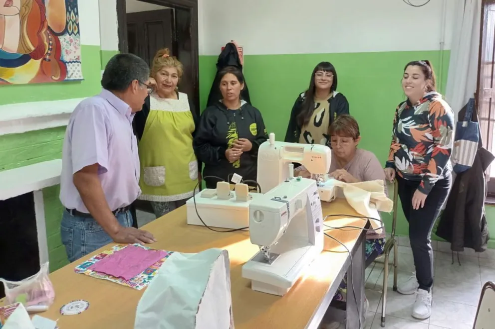 Crece el taller de costura en Darwin