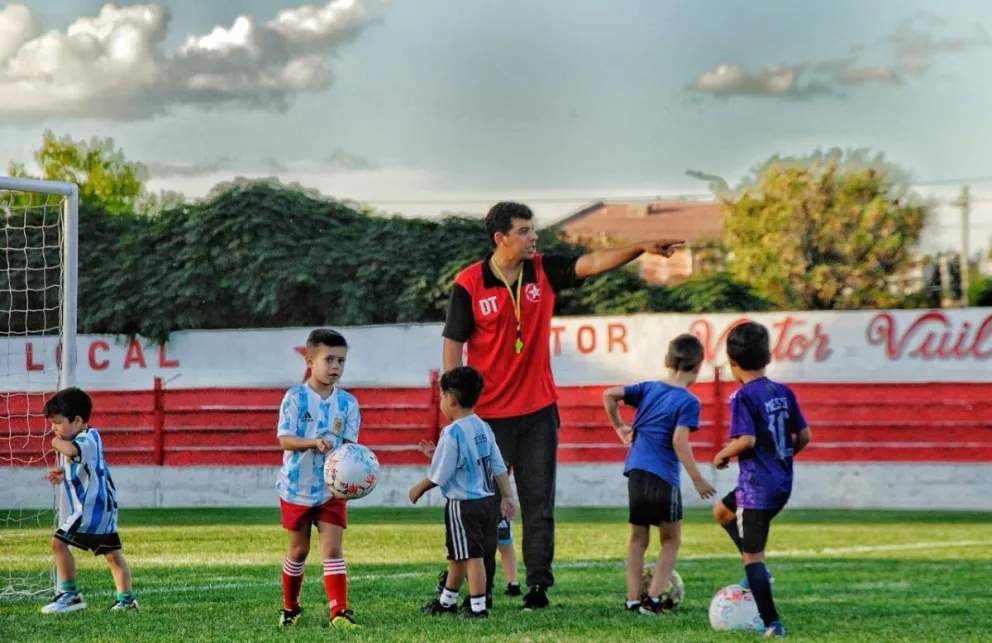 Damián Astorga se postula a la presidencia de la Liga Avellaneda