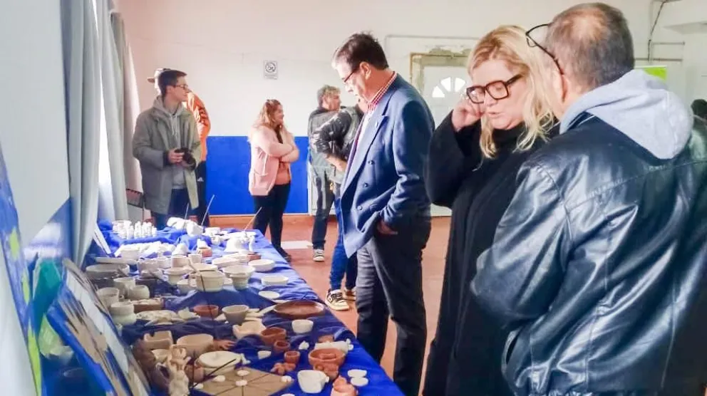 Gran exposición del programa Emprender en San Antonio Este