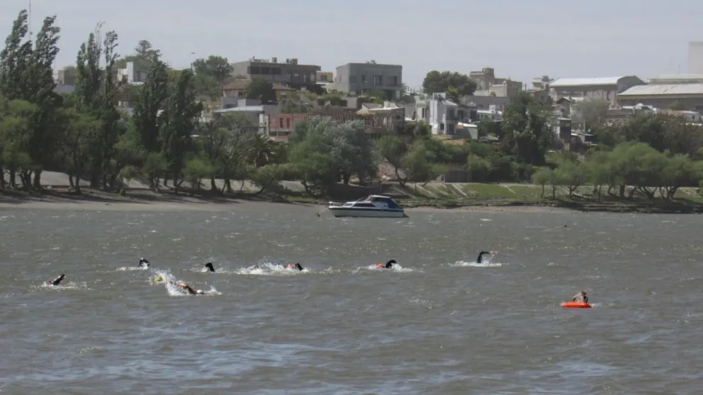 Nadadores y nadadoras de aguas frías competirán en Viedma
