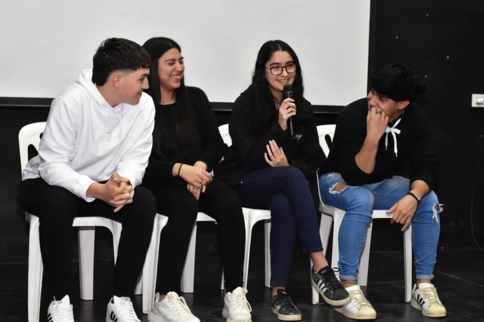 Fiesta del Estudiante de Luis Beltrán: quiénes ganaron en "preguntados" y el torneo de truco