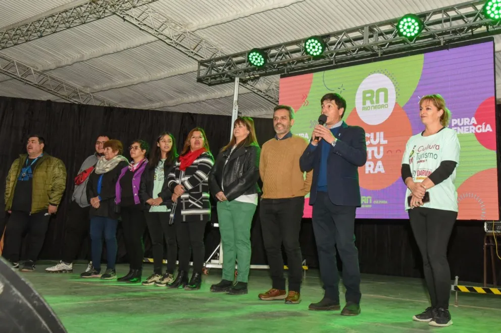 Gran final regional de los "Encuentros Culturales Rionegrinos" del Valle Medio en Darwin
