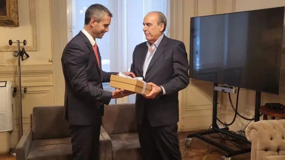 El Gobierno envió al Congreso el proyecto de la Ley Ómnibus para ...