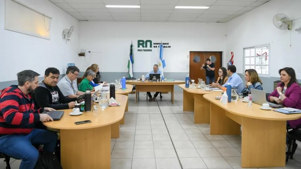 El Gobierno no está en condiciones de aumentar los salarios