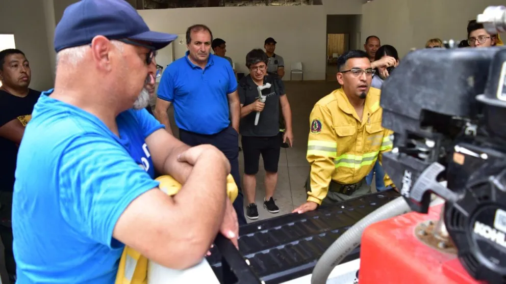 Nuevas camionetas para el SPLIF de General Conesa y Luis Beltrán