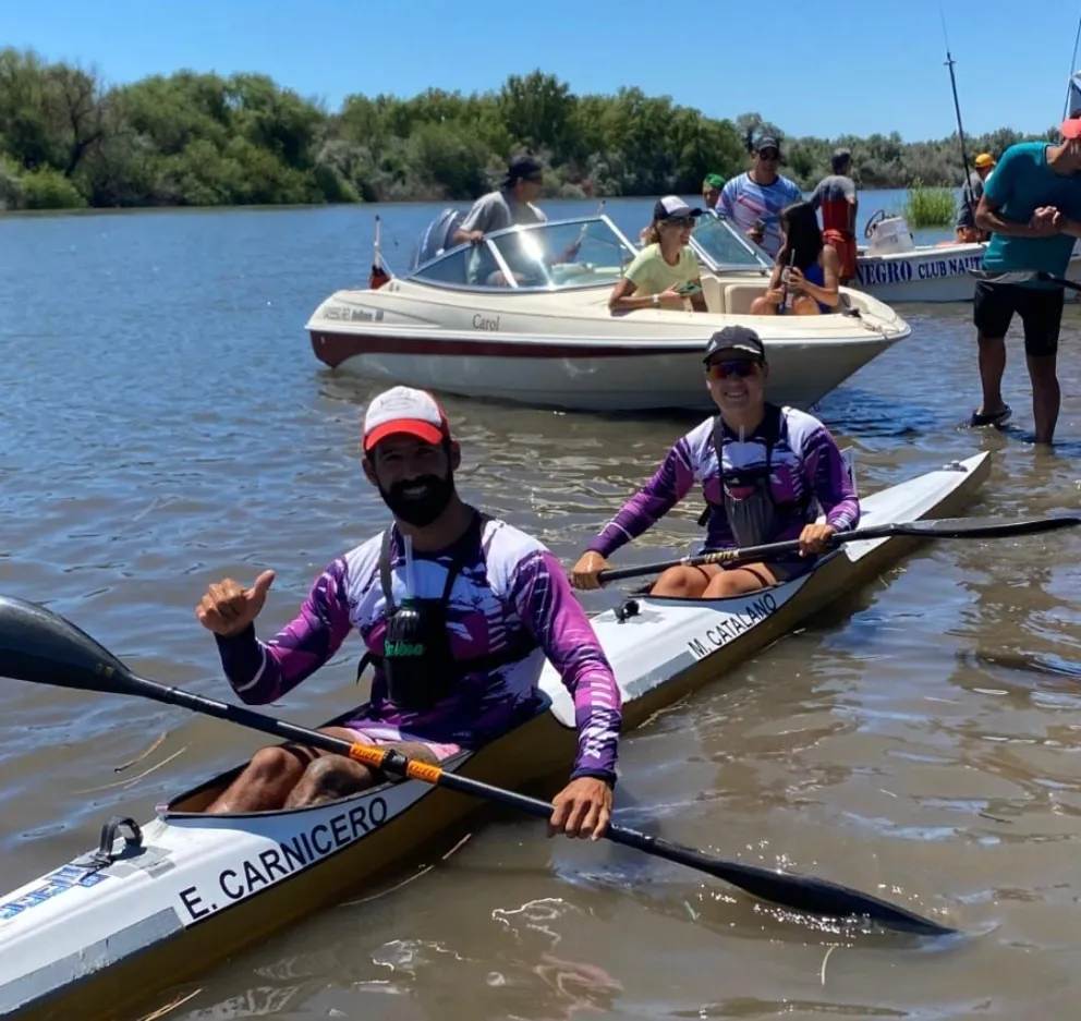 Desafío en el río Negro: Martina Catalano y Emanuel Carnicero apuntan alto