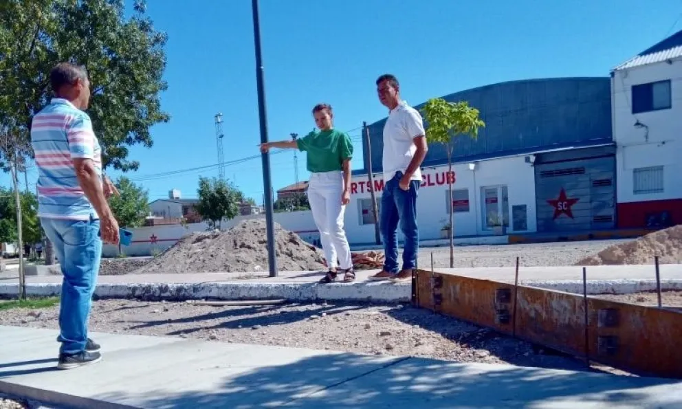Avanza la obra de estacionamiento sobre calle San Martín 