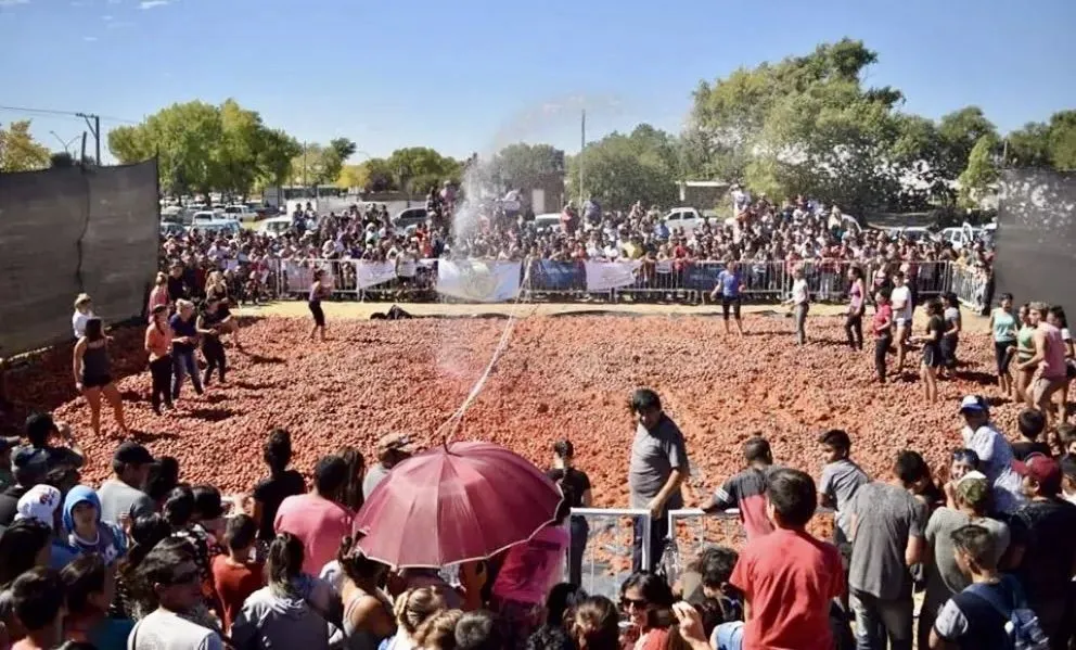 Cómo nació la Fiesta Nacional del Tomate y la Producción 
