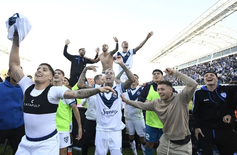 Vélez derrotó a Argentinos y es finalista de la Copa 