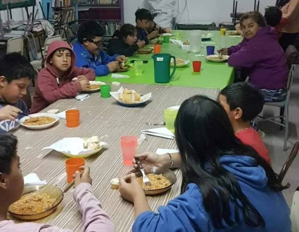 El merendero "Pancita llena corazón contento" funcionará en el Club Villa Unión