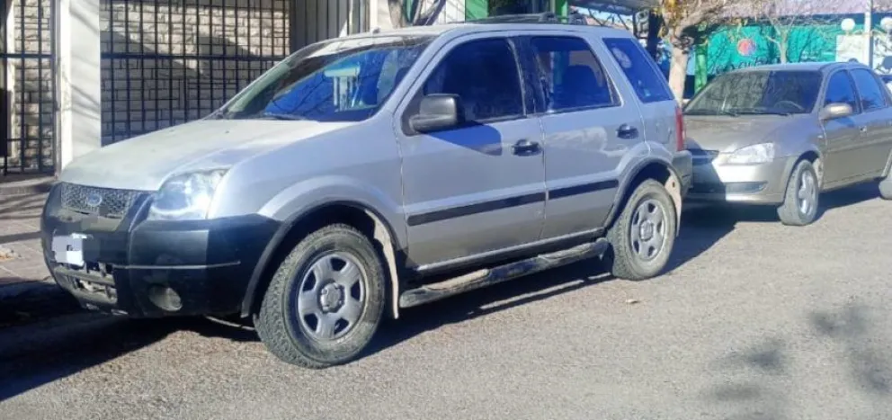 Robó un auto, fue perseguido y chocó 