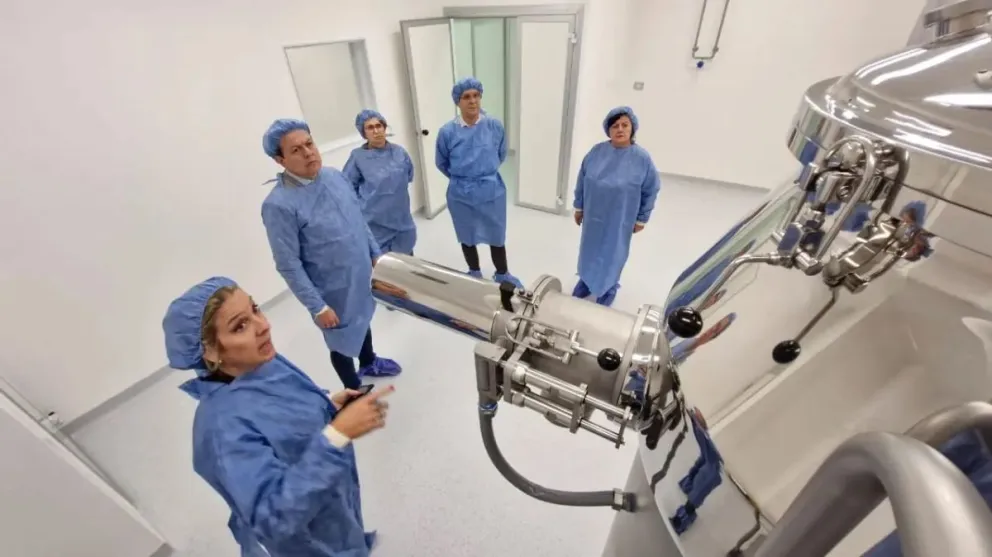 El PROFARSE busca fortalecer la producción pública de medicamentos 