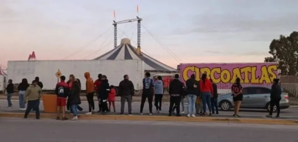 Escándalo en Catriel: denunciaron que personal de un circo golpeó a menores