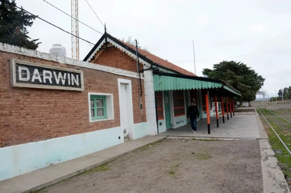 Vecinos y familias de Darwin participaron del acto patrio realizado en el Club Deportivo Darwin, con música, danzas y tradiciones argentinas. Foto: archivo.