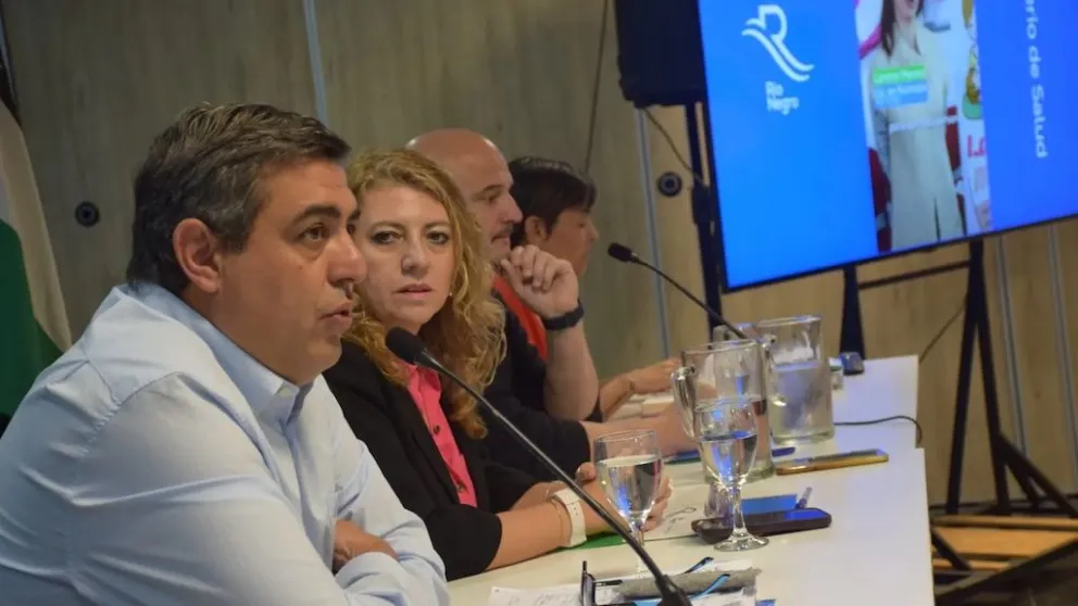 Thalasselis destacó que se han establecido metas claras para mejorar el sistema de salud