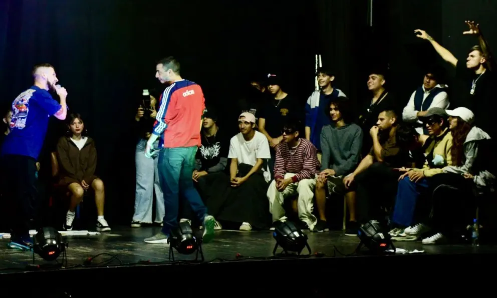 El teatro del Sportsman fue una fiesta 