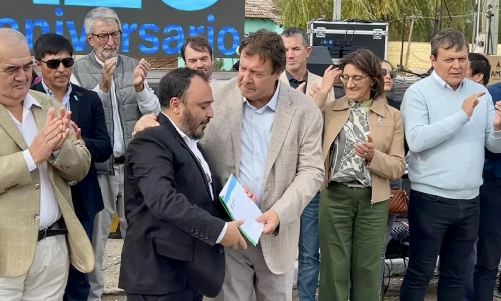El gobernador junto al intendente Sepúlveda 