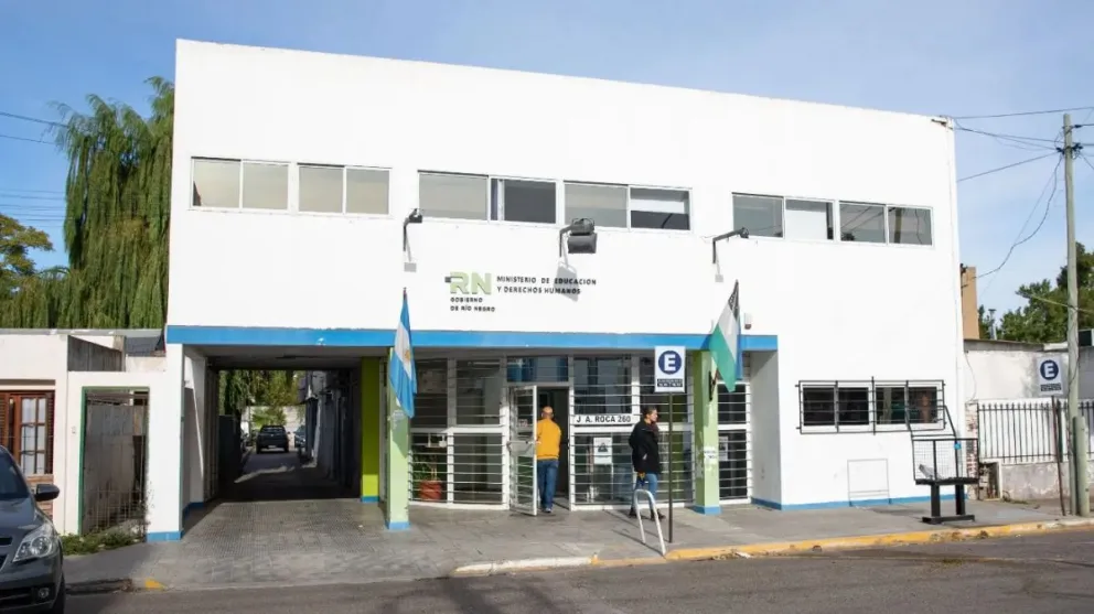  El estudiante se presentó en el marco de la investigación sumarial impulsada por el Ministerio de Educación y Derechos HumanosCrédito: Gobierno de Río Negro