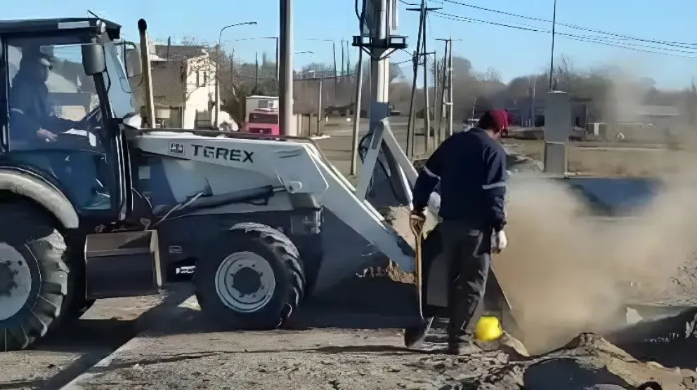 Comenzó la obra de extensión de gas en barrios de Choele Choel que beneficiará a 28 familiasCrédito: Gobierno de Río Negro.