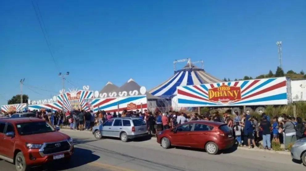 El circo está de gira por la región y quedó marcado por la polémica. Foto: gentileza.