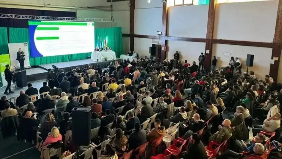 El proyecto ya recibió un aval de la comunidad cuando se anunció la llegada de un primer barco de GNL