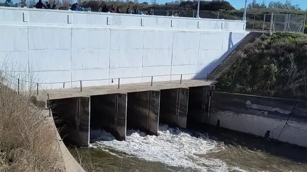 Con más tecnología y proyección de crecimiento, inició la temporada de riego.Crédito: Gobierno de Río Negro