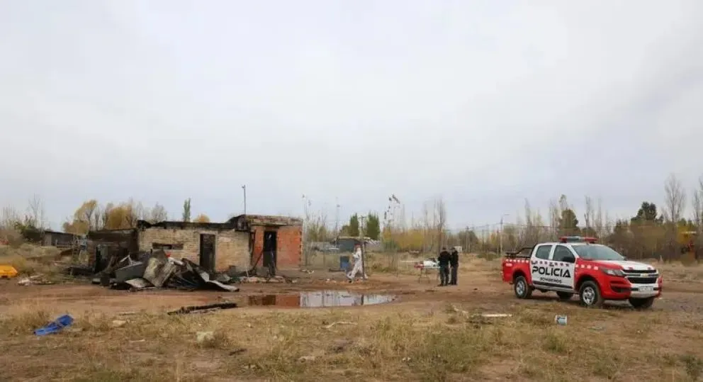 La mujer fue encontrada ya sin vida por un familiar. La investigación apunta a su expareja. Foto: gentileza.