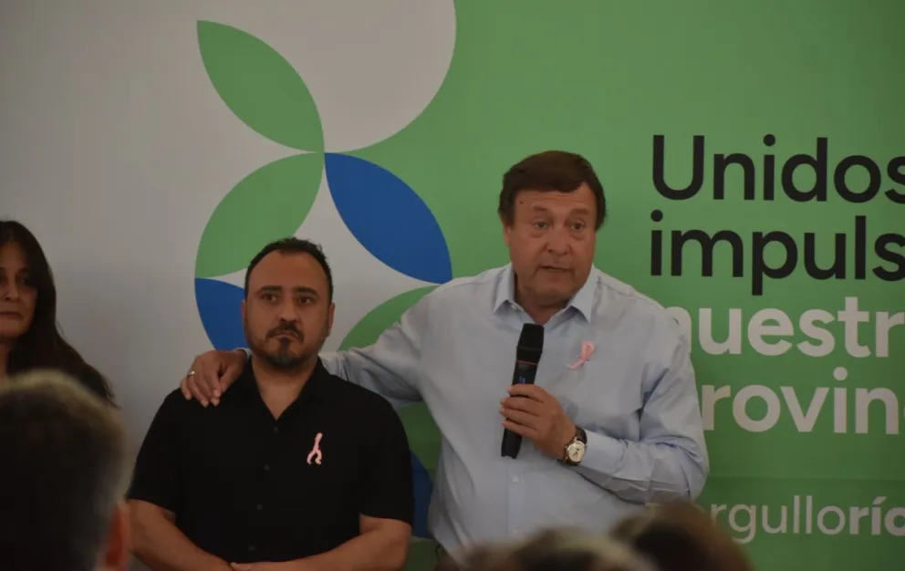 El gobernador Alberto Weretilneck visitó Chimpay el sábado pasado para inaugurar las obras del polideportivo. 