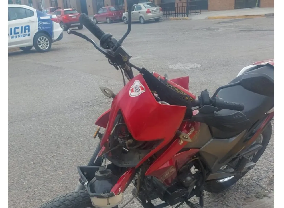 El siniestro ocurrió en la intersección de las calles Avellaneda y Uruguay.