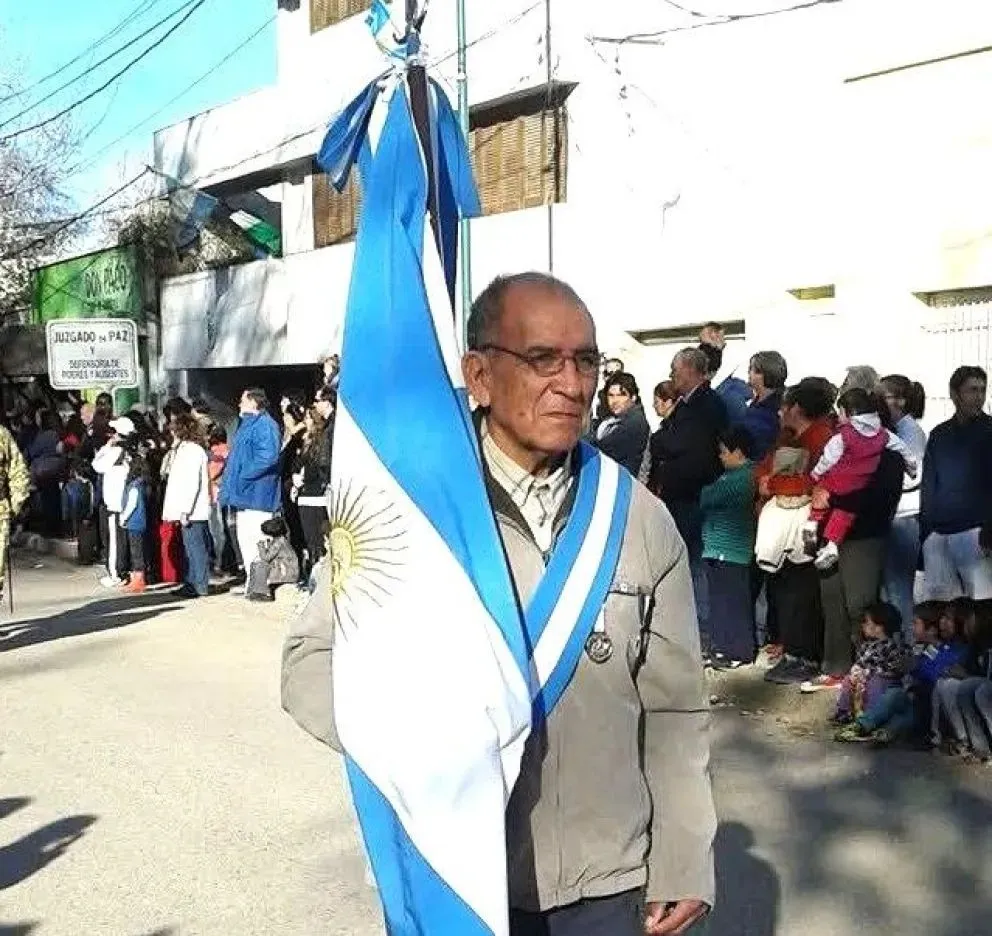 El mural de Chelo Candia en la casa de Aladino Uribe se convirtió en un punto de memoria para vecinos y vecinas de Allen, especialmente cada 2 de abril. Foto: Redes sociales. 