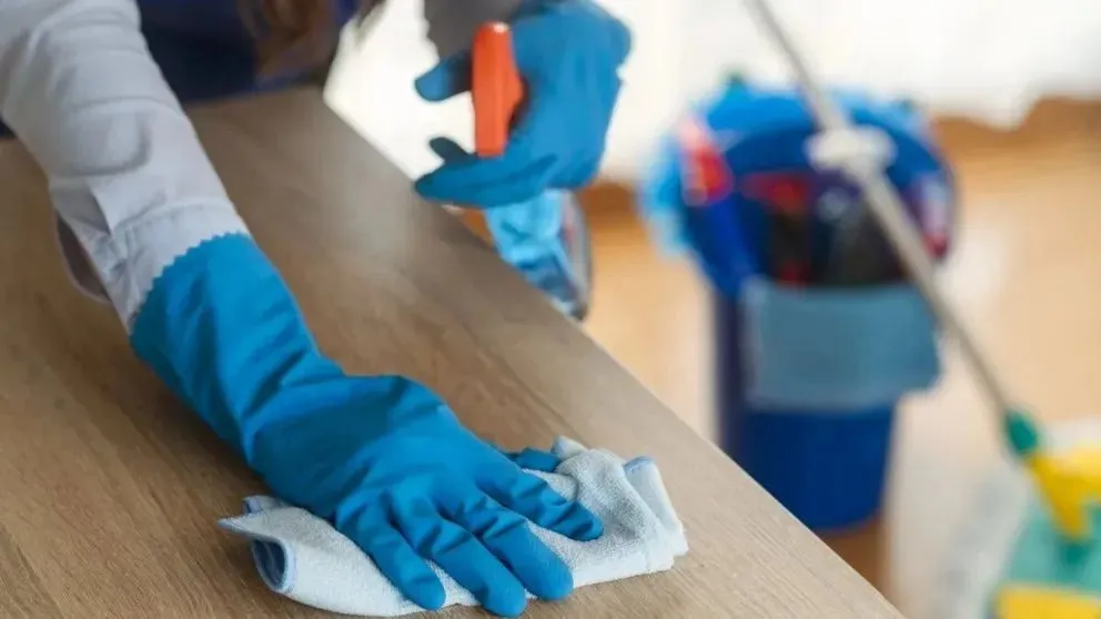 El acuerdo fija un bono extraordinario para noviembre y diciembre que pasará a integrar el salario básico desde enero de 2026. Foto: archivo.