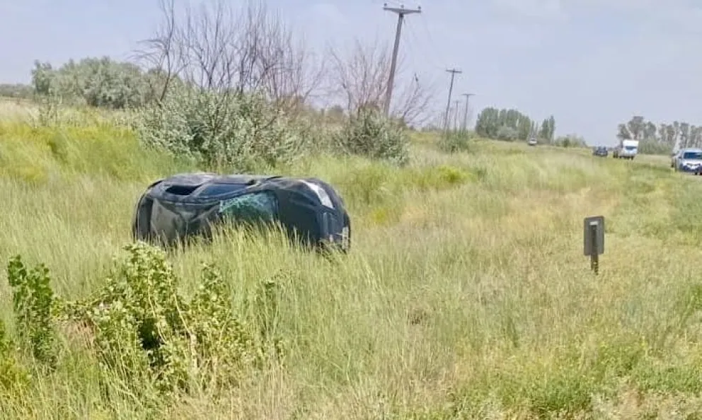 Volcó en el kilómetro 255 