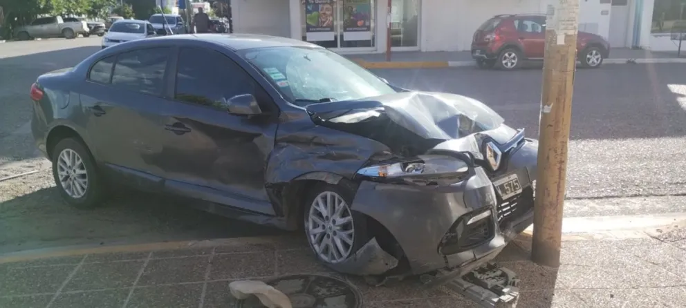 Uno de los conductores fue hospitalizado 