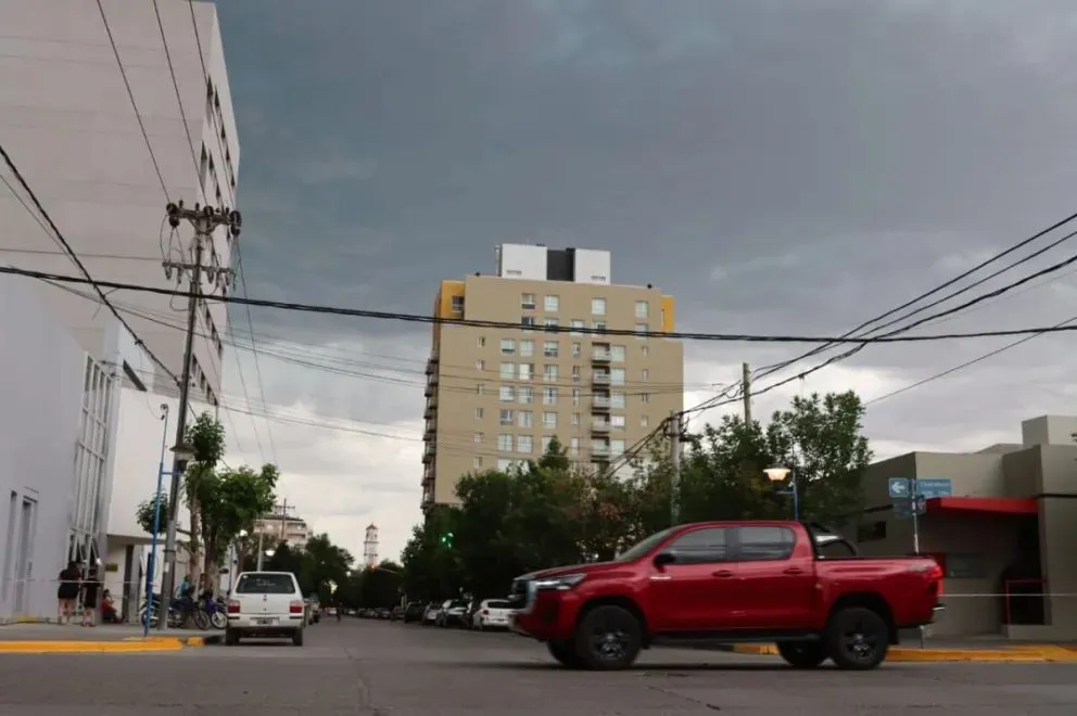 La formación de tormentas en Roca han generado sólo lluvias de poca intensidad. Foto: Tania Domenicucci (ANR)