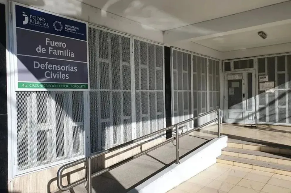 El fuero de familia aprobó la acción y se le otorgó su verdadero apellido y el cambio en su acta de nacimiento. Foto archivo Cipo360